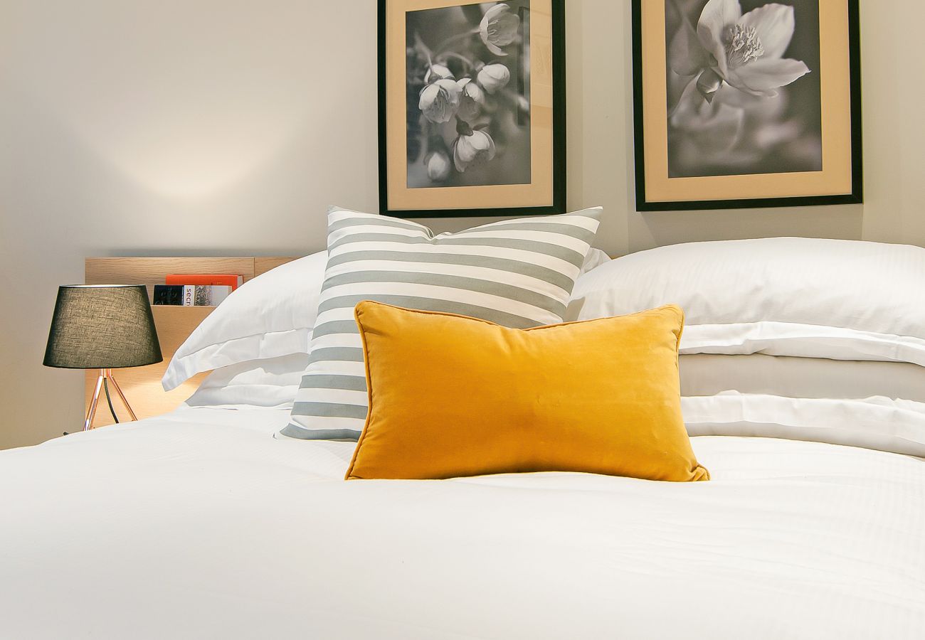 Apartment in London - Madison Hill - White Hill House 1 - 1 bedroom flat 