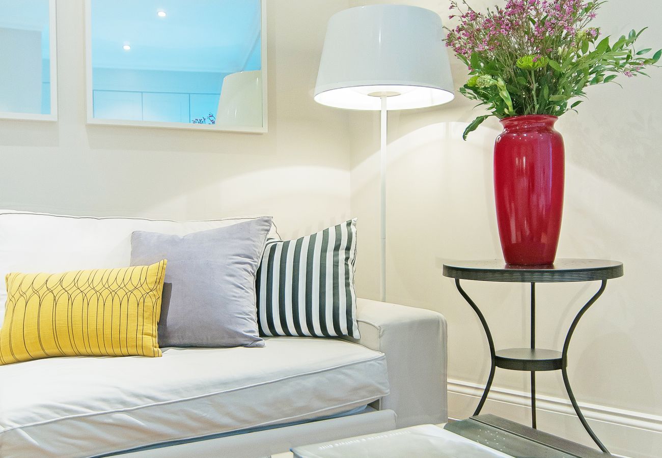 Apartment in London - Madison Hill - White Hill House 1 - 1 bedroom flat 