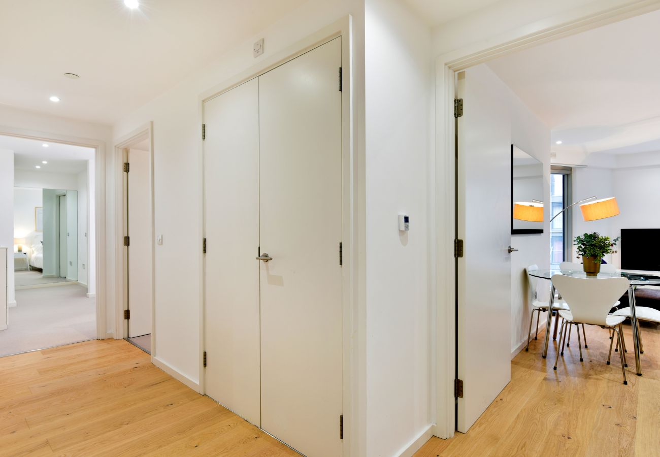 Apartment in London - Madison Hill - Clapham South 1 - Two bedroom flat 