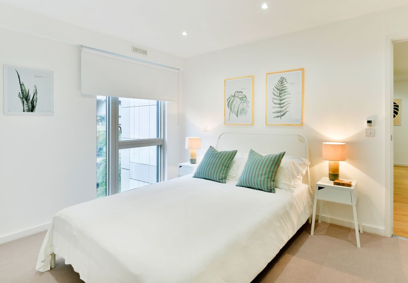 Apartment in London - Madison Hill - Clapham South 1 - Two bedroom flat 