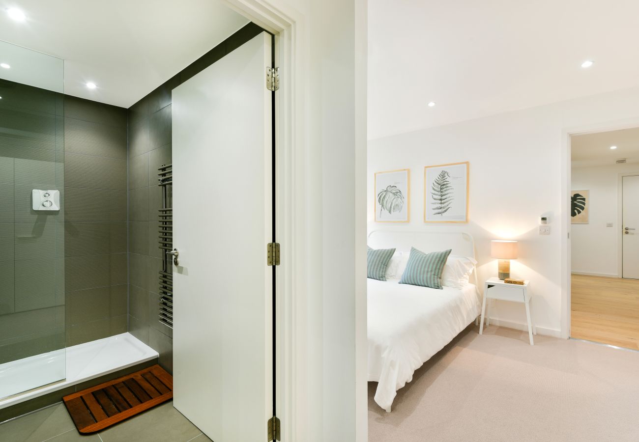 Apartment in London - Madison Hill - Clapham South 1 - Two bedroom flat 