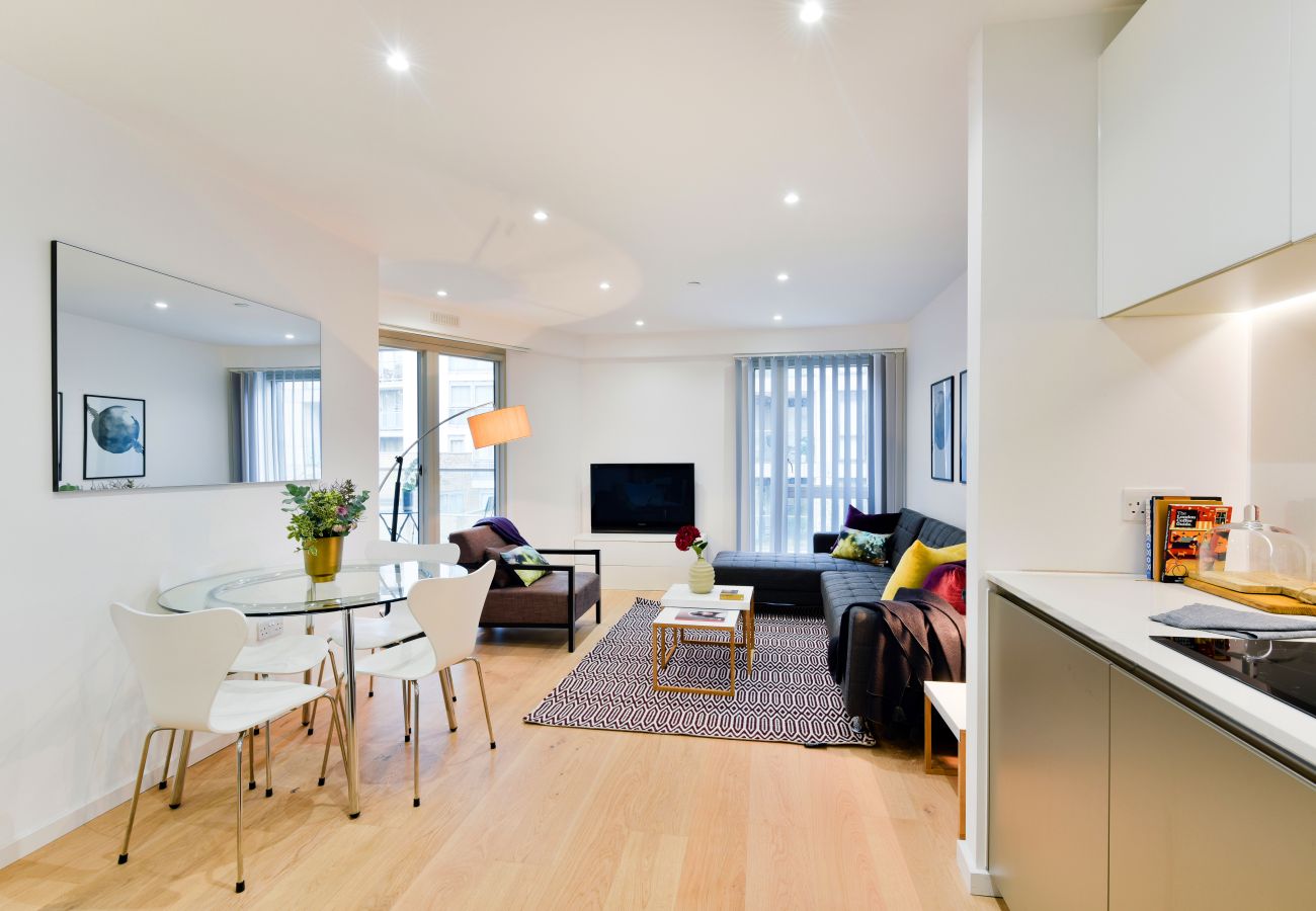 Apartment in London - Madison Hill - Clapham South 1 - Two bedroom flat 