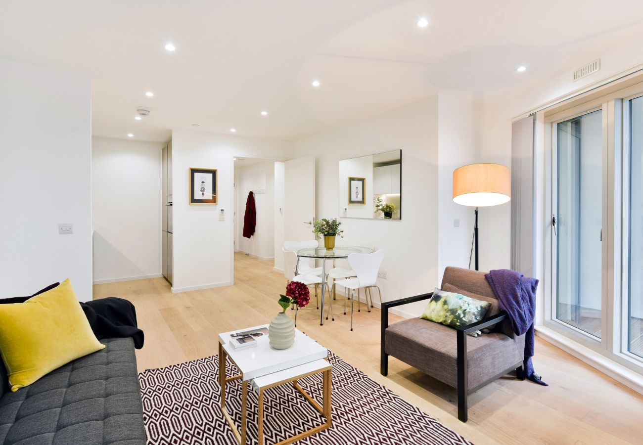 Apartment in London - Madison Hill - Clapham South 1 - Two bedroom flat 