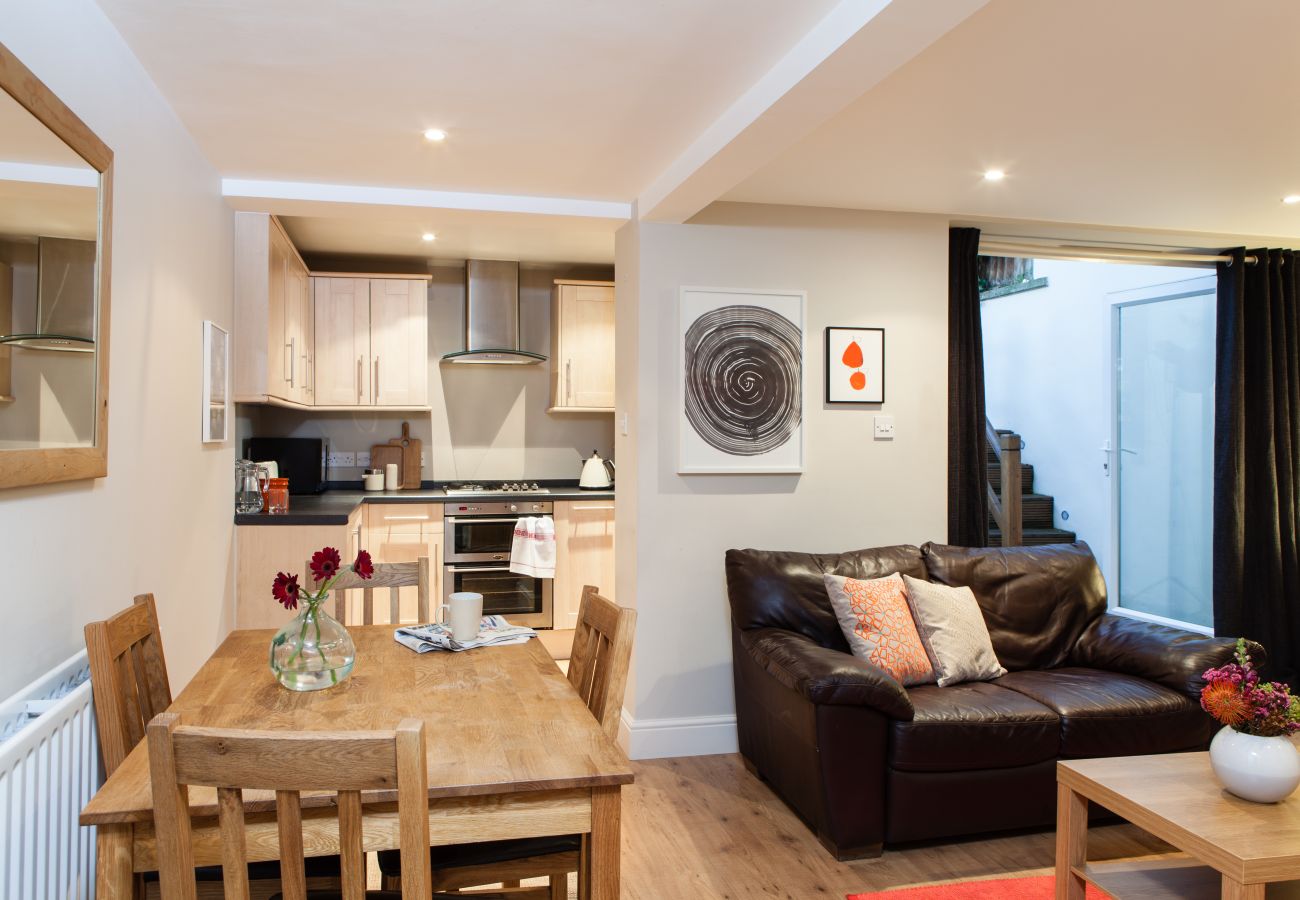 Apartment in London - Madison Hill - Fernlea Garden 2 - One bedroom home 
