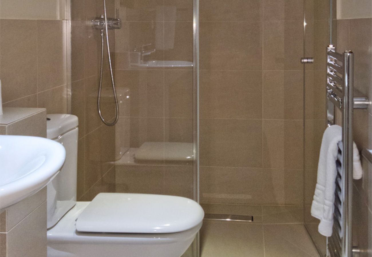 Apartment in London - Madison Hill - Fernlea Garden 2 - One bedroom home 