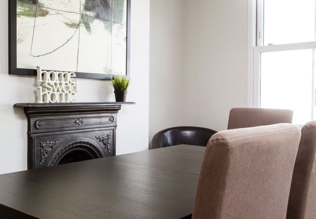 Apartment in London - Madison Hill - Fernlea View 4 - Two bedroom flat 