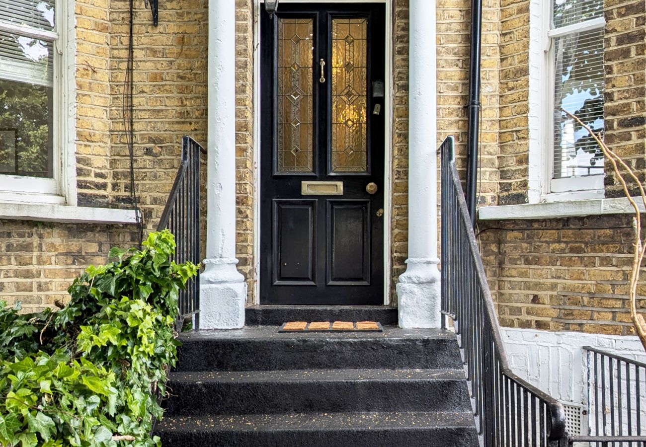 Apartment in London - Madison Hill - Byrne Garden 4 - Two bedroom home 