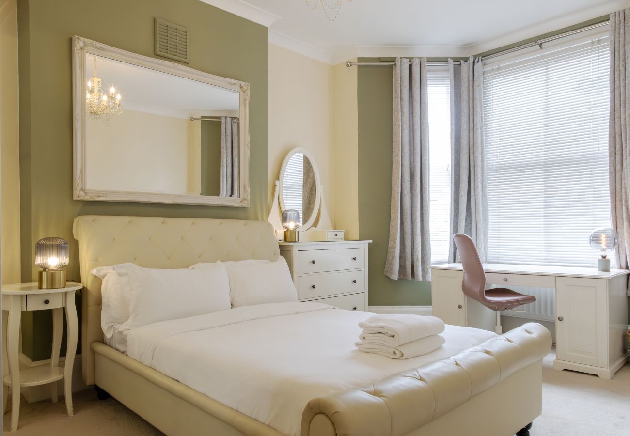 Apartment in London - Madison Hill - Byrne Garden 4 - Two bedroom home 