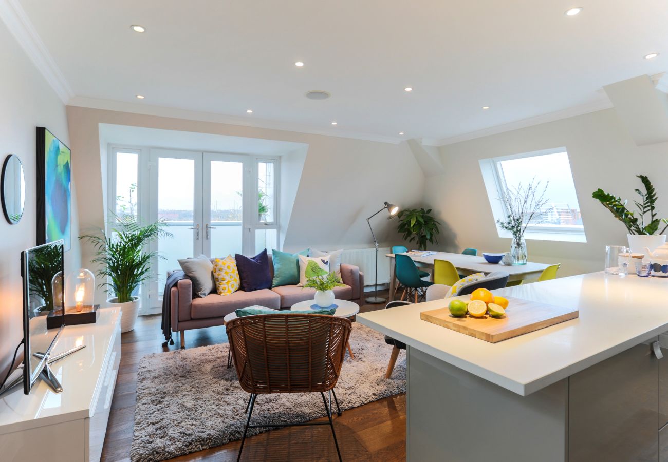 Apartment in London - Madison Hill - White Hill House 5 - 3 bedroom flat 