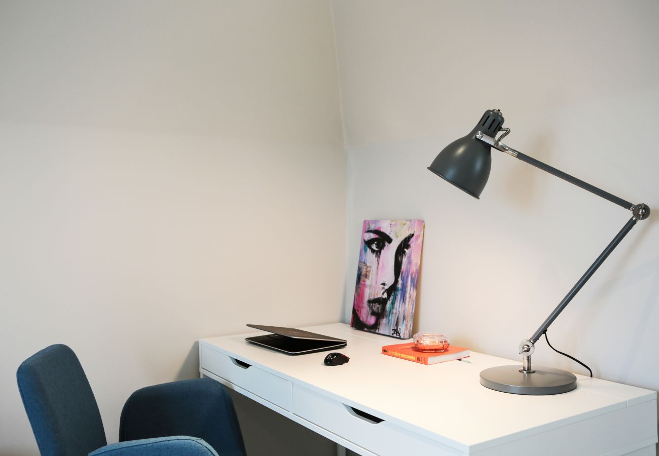 Apartment in London - Madison Hill - White Hill House 5 - 3 bedroom flat 