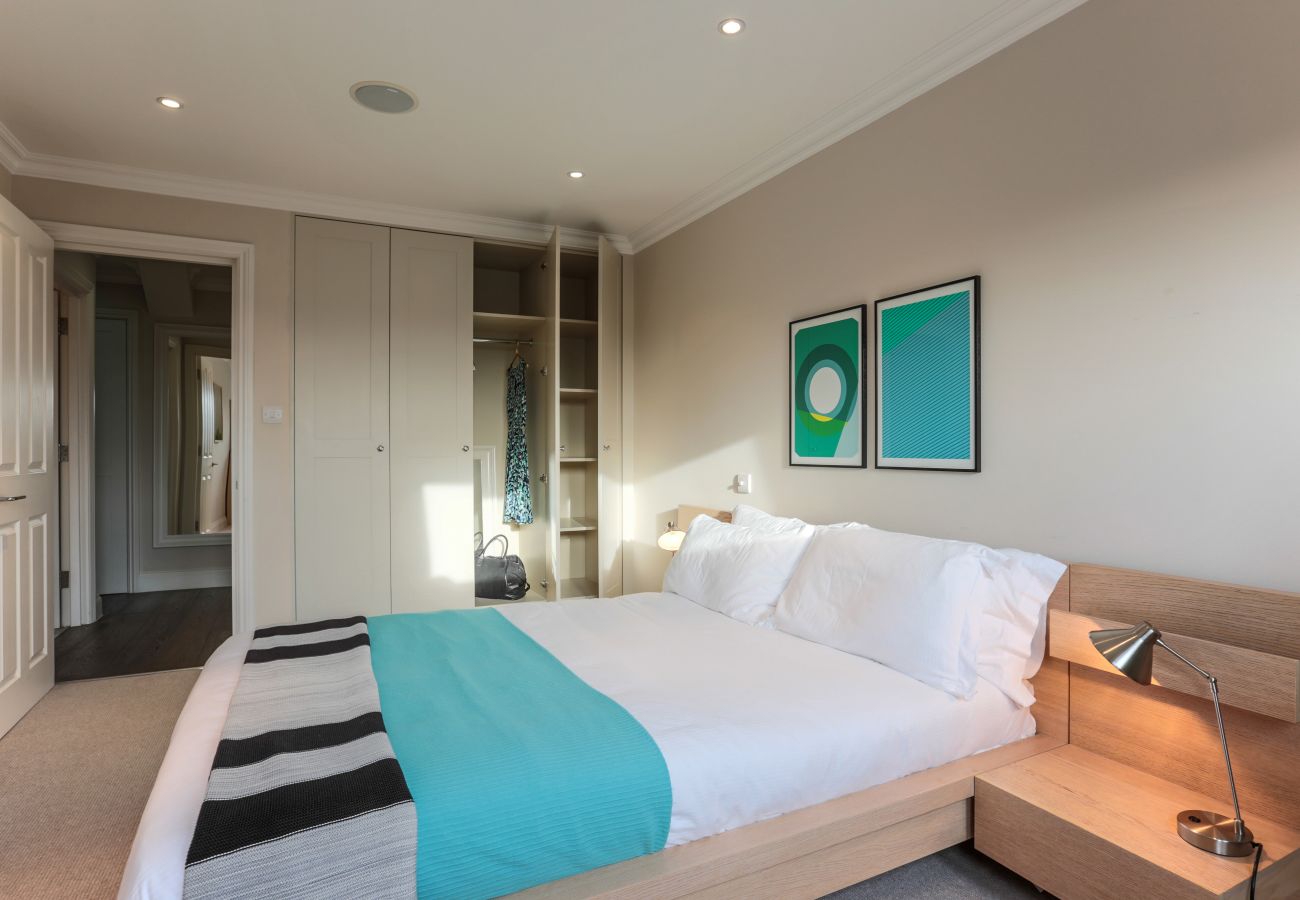 Apartment in London - Madison Hill - White Hill House 5 - 3 bedroom flat 