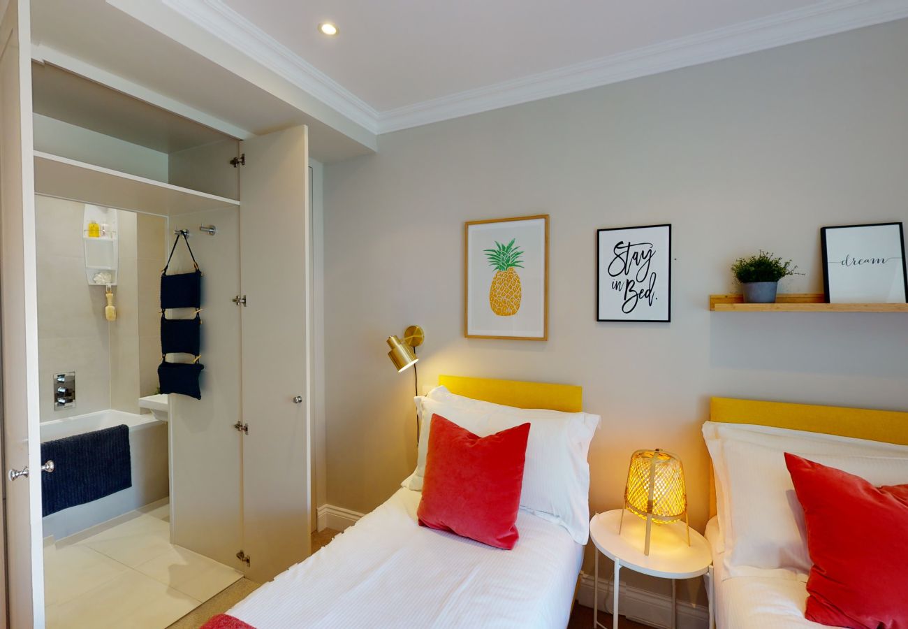 Apartment in London - Madison Hill - White Hill House 4 - 2 bedroom flat 