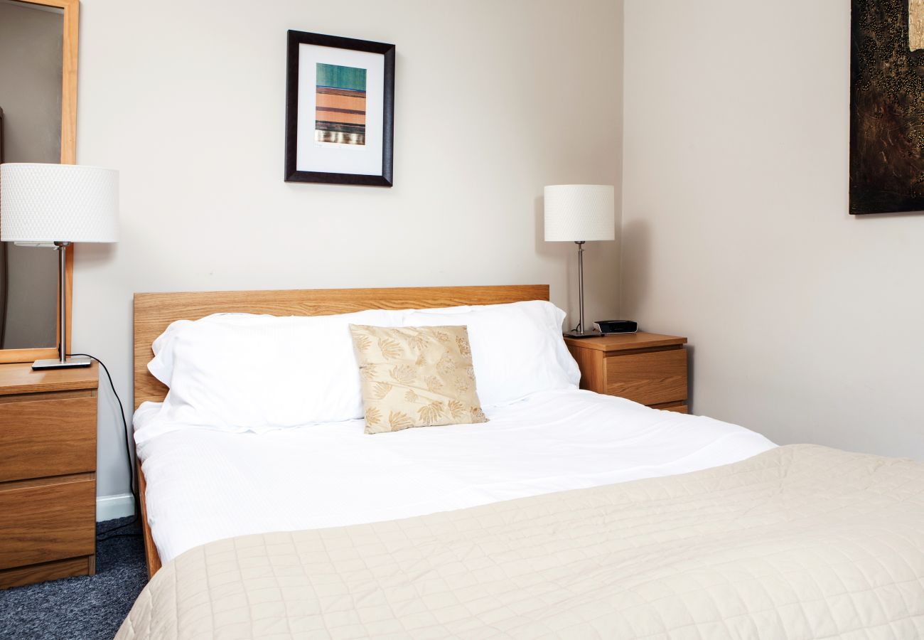 Apartment in London - Madison Hill - Bedford Hill 1 - One bedroom flat 