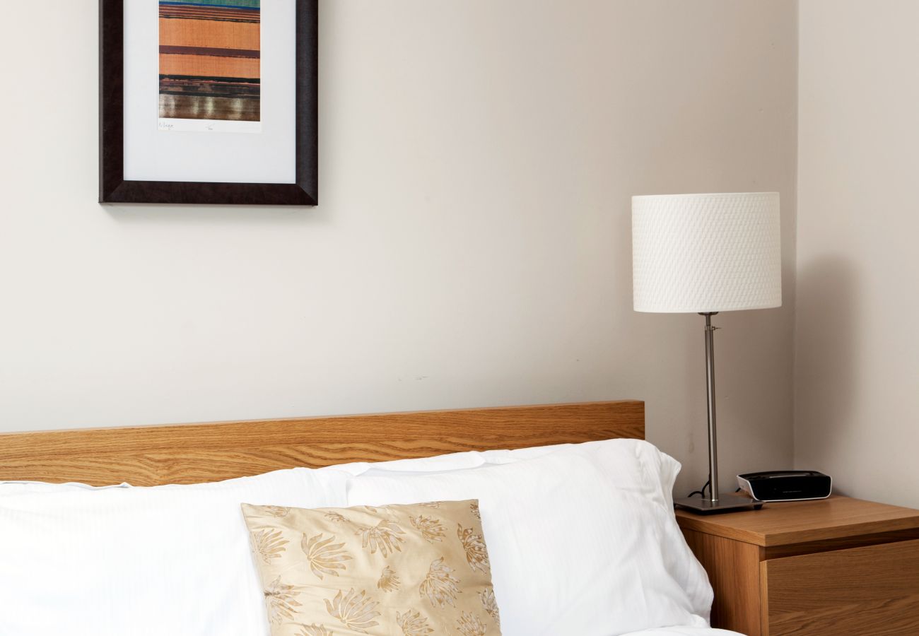 Apartment in London - Madison Hill - Bedford Hill 1 - One bedroom flat 