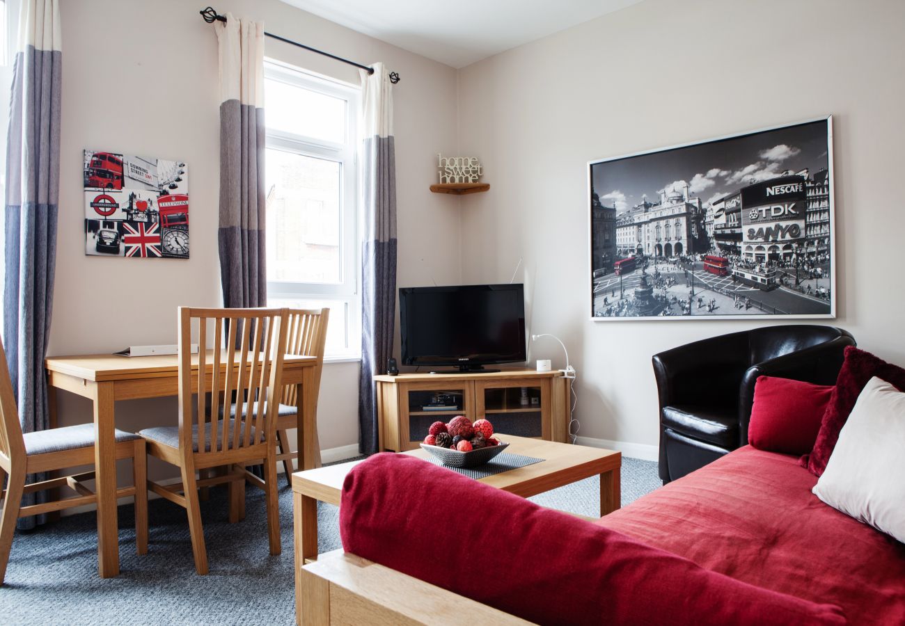 Apartment in London - Madison Hill - Bedford Hill 1 - One bedroom flat 