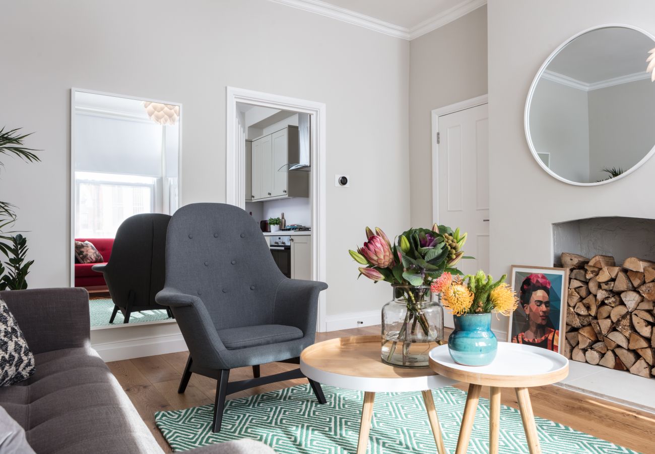 Apartment in London - Madison Hill - Byrne Garden 1 - 2 Bed Flat