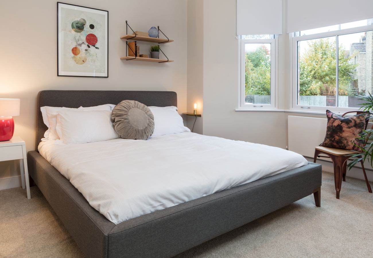 Apartment in London - Madison Hill - Byrne Garden 1 - 2 Bed Flat